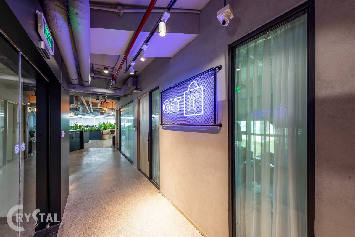Thiết kế nội thất văn phòng phong cách công nghiệp tại Get It Office