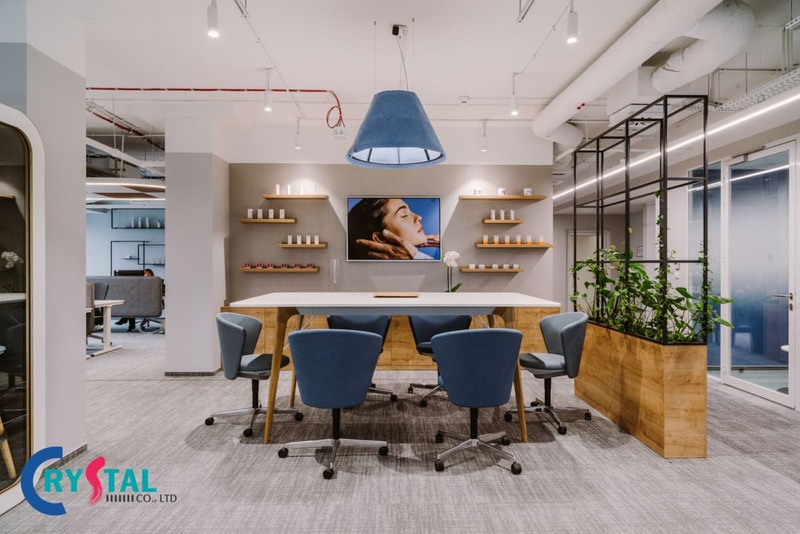 thiết kế văn phòng đại diện sang trọng - Crystal Design TPL