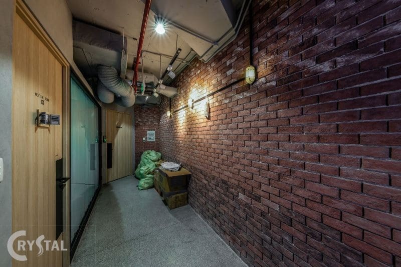 Mẫu thiết kế nhà văn phòng với màu sắc nhã nhặn