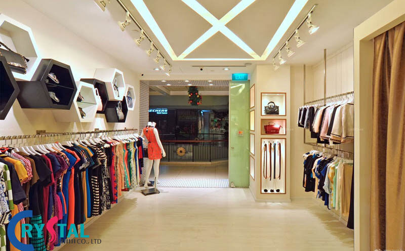 trang trí nội thất cửa hàng thời trang - Crystal Design TPL
