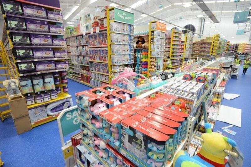 mẫu thiết kế showroom đồ chơi trẻ em
