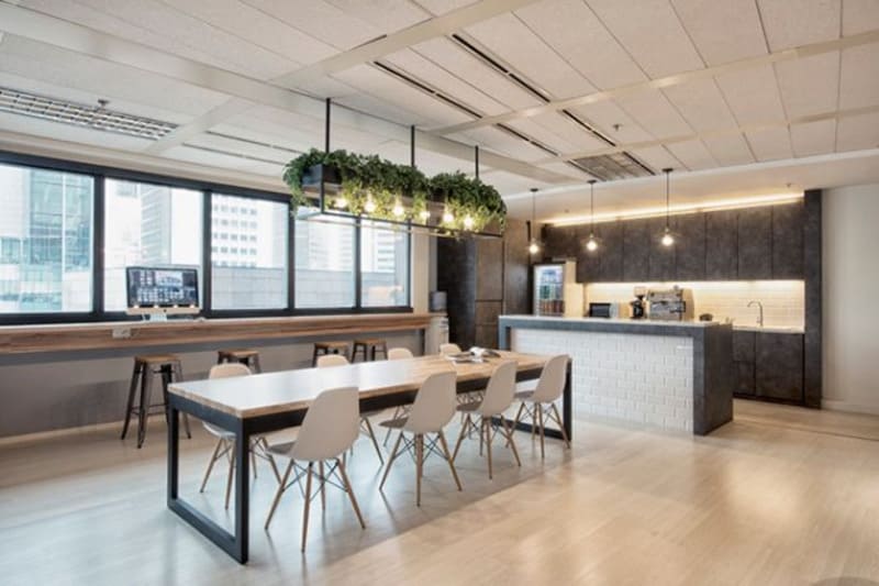 phòng pantry - Crystal Design TPL