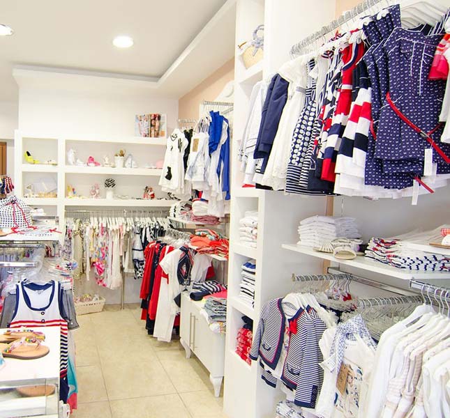 thiết kế shop quần áo trẻ em diện tích nhỏ - Crystal Design TPL