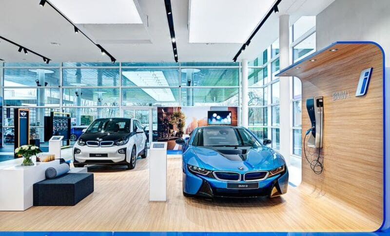 trang trí nội thất showroom ô tô đẹp - Crystal Design TPL