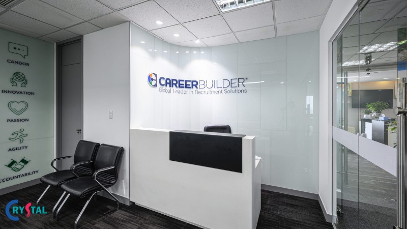 Thiết kế và thi công nội thất văn phòng CareerBuilder 1