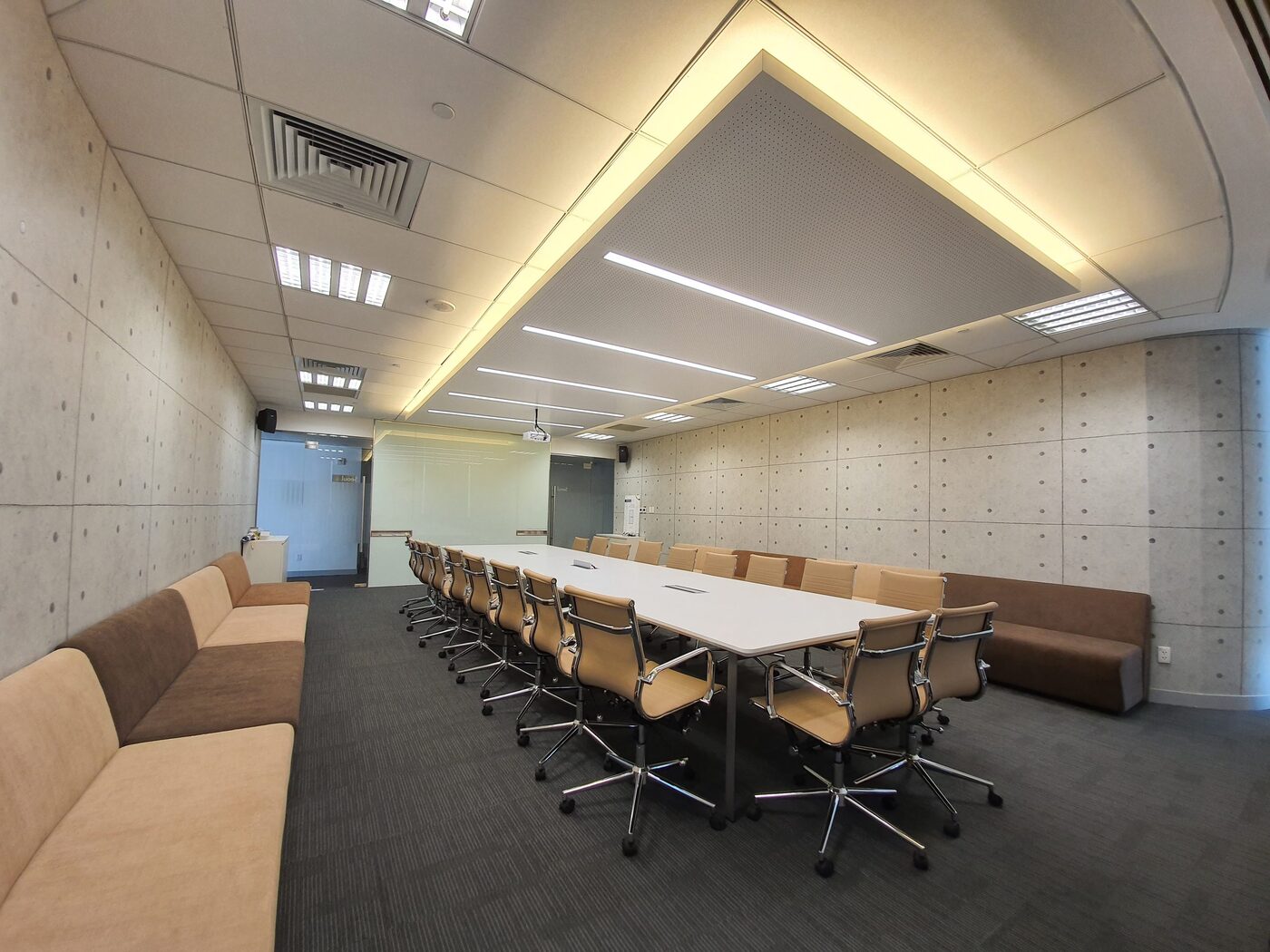 thiết kế thi công nội thất văn phòng