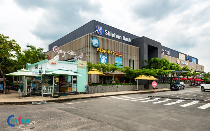 Hình ảnh bên ngoài vị trí đặt chi nhánh của Shinhan Bank