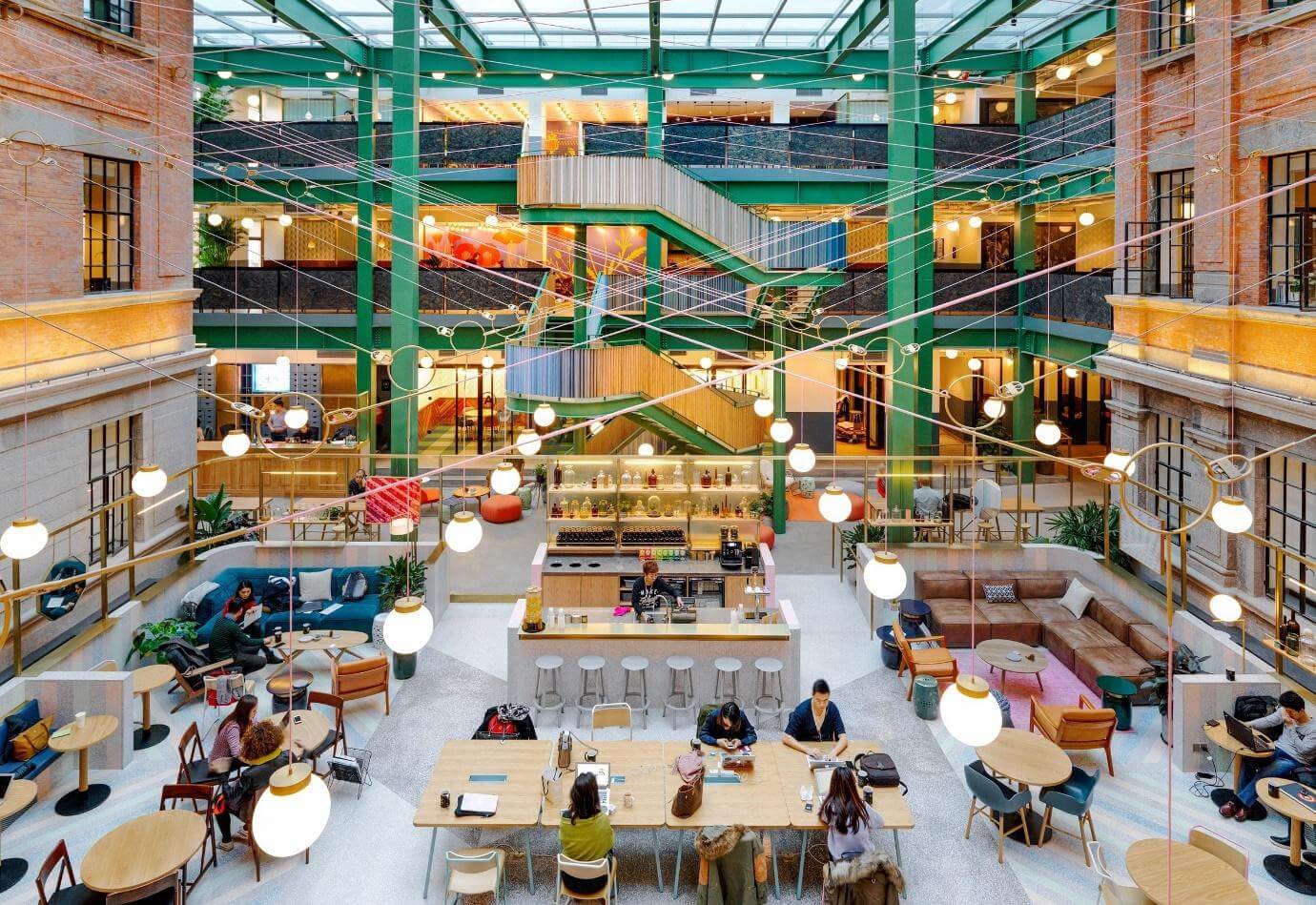 Mẫu văn phòng Co-Working với hệ thống ánh sáng độc đáo