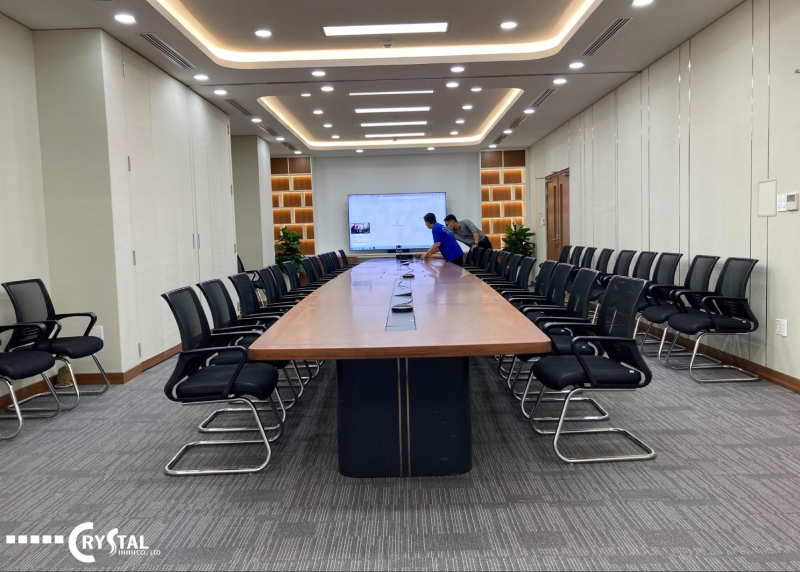 Phòng họp dùng hệ đèn công suất tối đa