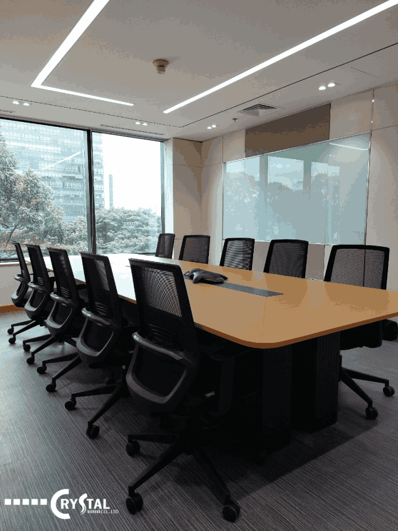 Phòng họp được bố trí nội thất tiện nghi