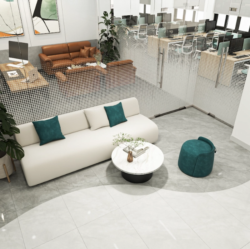 Không gian văn phòng nhỏ với vách ngăn bằng kính mờ - vừa phân chia khu vực, vừa tối ưu ánh sáng (Nguồn: Deco Crystal)