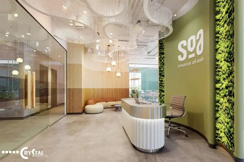 Khu vực lễ tân sang trọng với các chi tiết trang trí tỉ mỉ, quầy tiếp đón thấp dạng bar, tạo cảm giác thân thiện và dễ tiệp cận hơn so với quầy lễ tân đứng (Nguồn: Deco Crystal)