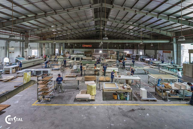 Premium interior construction for a modern corporate workspace