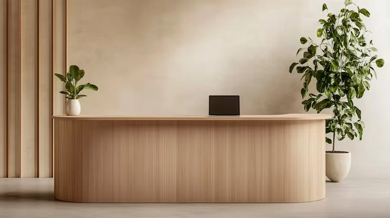 Quầy lễ tân phong cách tối giản (Nguồn: Internet)