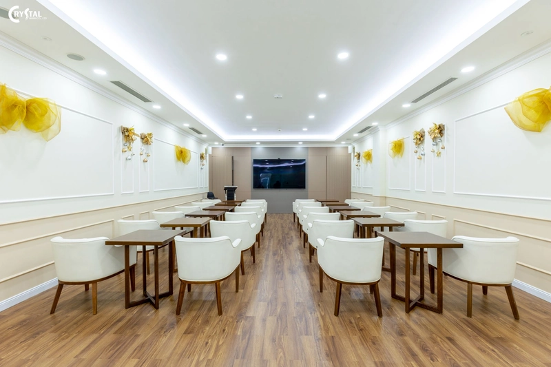 Phòng hội nghị nhỏ phục vụ sự kiện nội bộ (Nguồn: Deco Crystal)