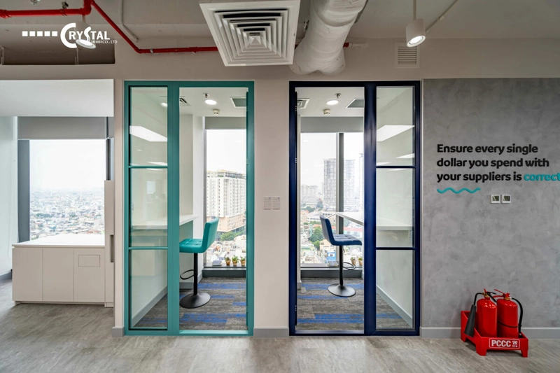 Các cabin tập trung cá nhân được là một giải pháp lý tưởng đảm bảo tính riêng tư trong khu văn phòng mở (Nguồn: Deco Crystal) 