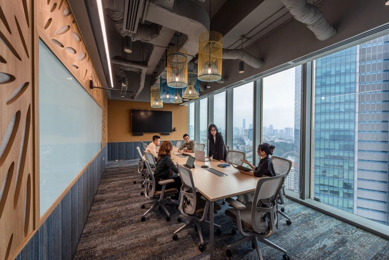Woven rattan surfaces are increasingly used as acoustic treatment in meeting rooms (Source: Internet)
