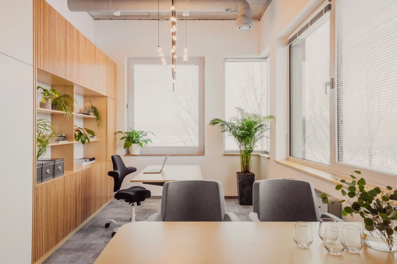 Light wood meets clean lines and exposed conduits, creating a serene, modern office. A perfect blend of nature and architecture (Source: Internet)