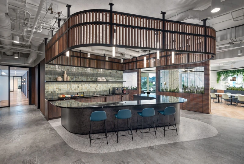 This is the curved and fat furniture revolution, and it is one of the most significant modern industrial interior design ideas reshaping the field today (Source: Internet) 