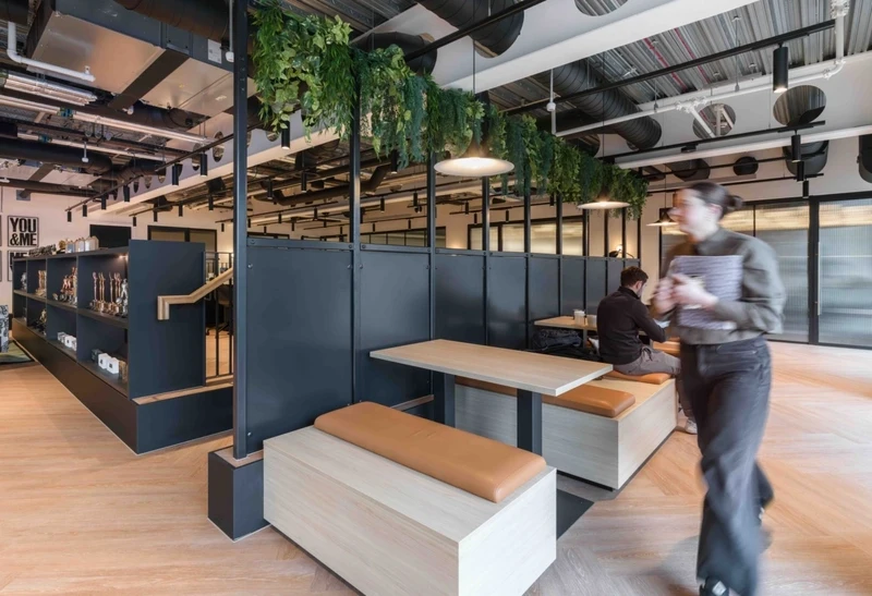 By mimicking the natural circadian rhythm, Human Centric Lighting shifts to warmer, relaxing tones in the afternoon to significantly reduce eye strain