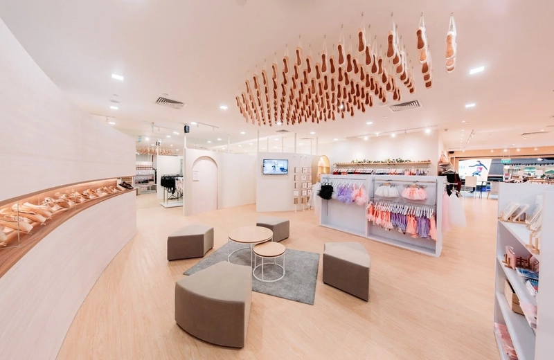 Showroom thiết kế theo kiểu tự do (Nguồn: Internet) 